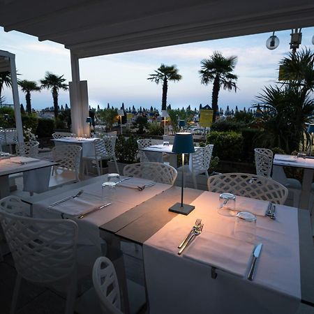 Hotel Boston 3 Stelle Superior Frontemare Lido di Jesolo Dış mekan fotoğraf