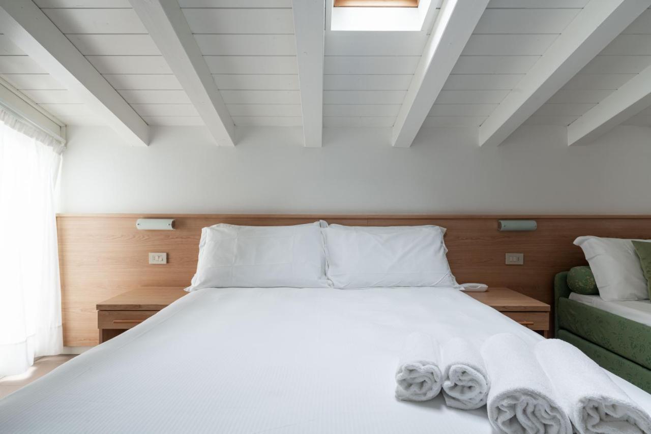 Hotel Boston 3 Stelle Superior Frontemare Lido di Jesolo Dış mekan fotoğraf